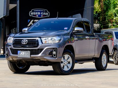 Toyota Revo Cab PRE 2.4J Plus MT สีเทา ปี2019 จด 2020