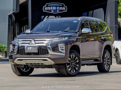 Mitsubishi Pajero Sport 2.4GT 2WD AT สีน้ำตาล ปี2019