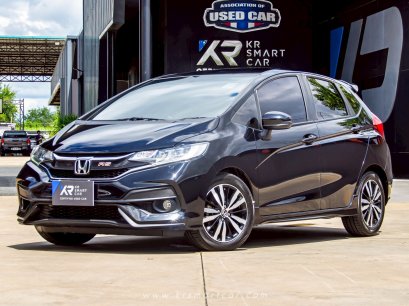 HONDA JAZZ 1.5RS A/T ปี 2017