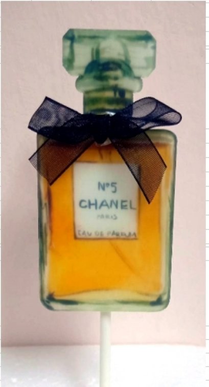 ป้ายอะคริลิครูปขวดน้ำหอมChanel