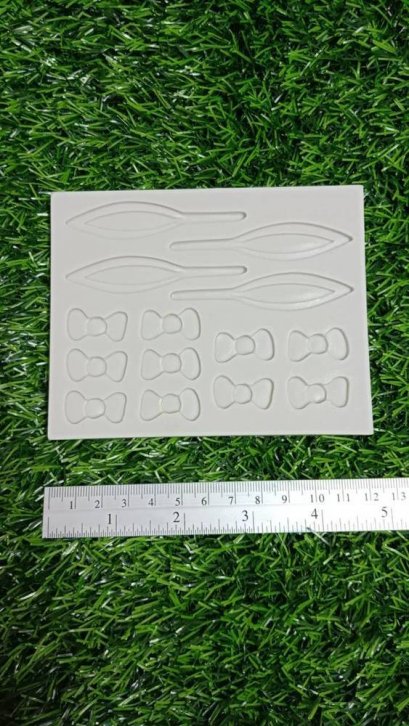 ซิลิโคนโมลโบว์คิตตี้และขนนก