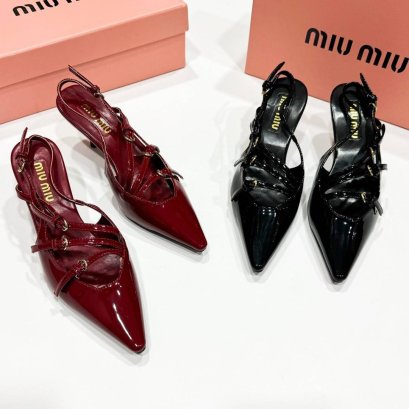 รองเท้า