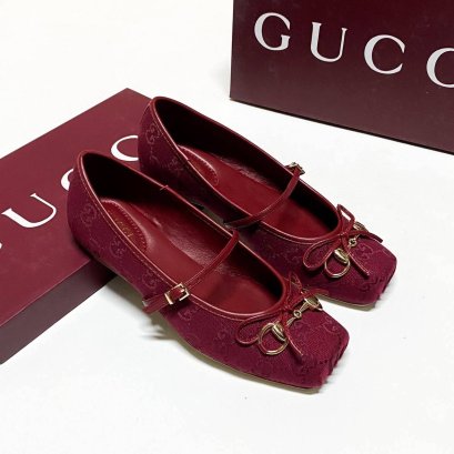 รองเท้า