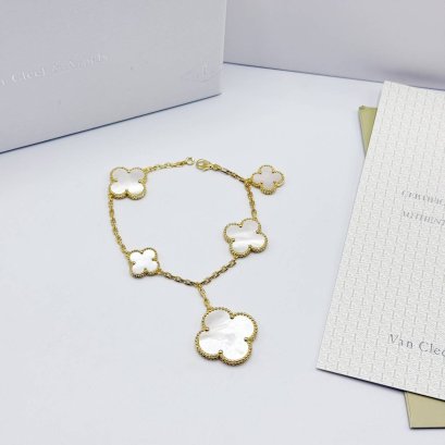 เครื่องประดับ