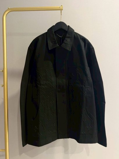 เสื้อแขนยาว