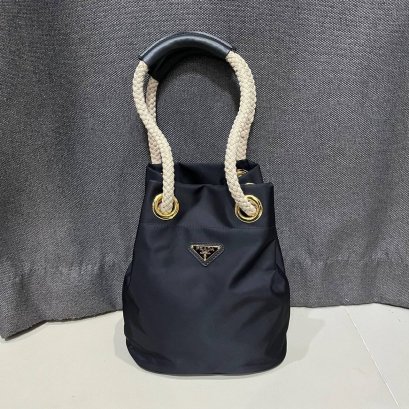 กระเป๋าพร้อมส่ง