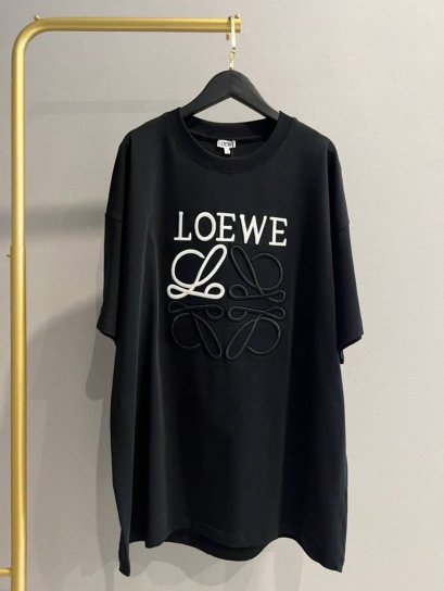 เสื้อแขนสั้น