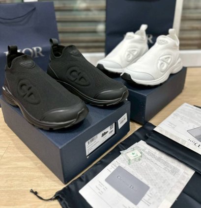 รองเท้า