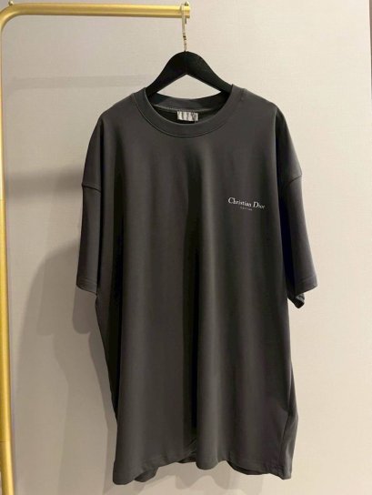 เสื้อแขนสั้น