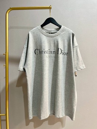 เสื้อแขนสั้น