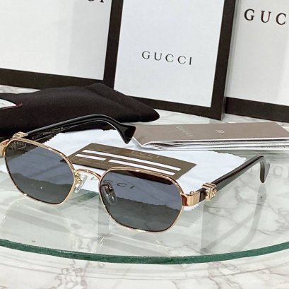 แว่นตากันแดด