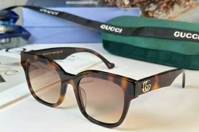 แว่นตากันแดด