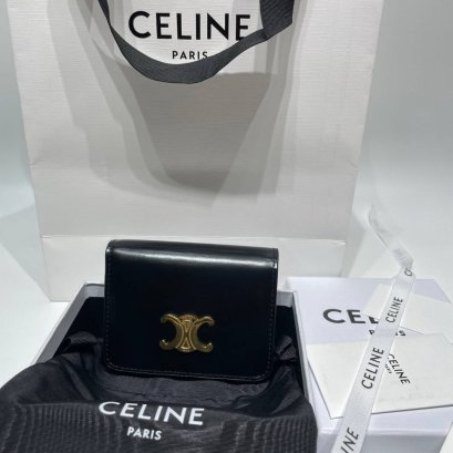 กระเป๋าพร้อมส่ง