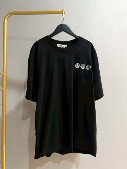 เสื้อแขนสั้น