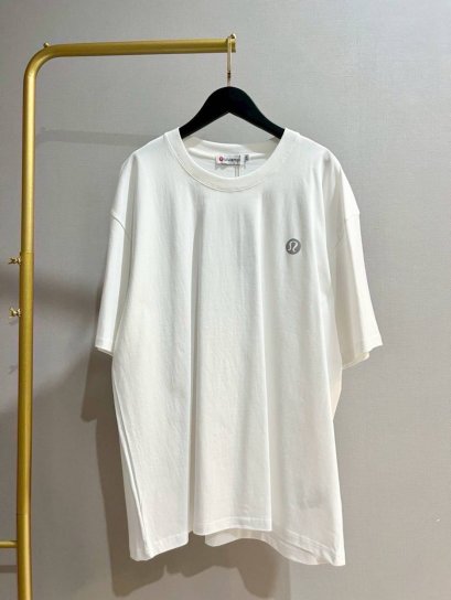 เสื้อแขนสั้น