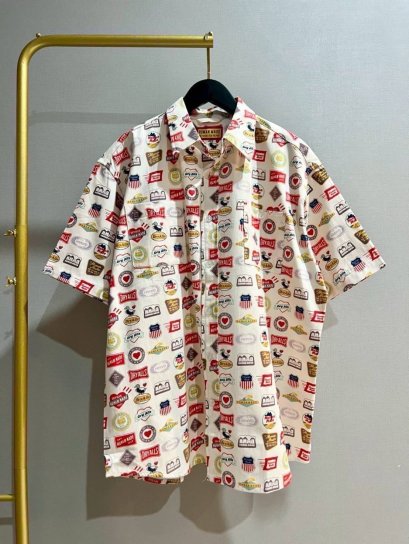 เสื้อแขนสั้น