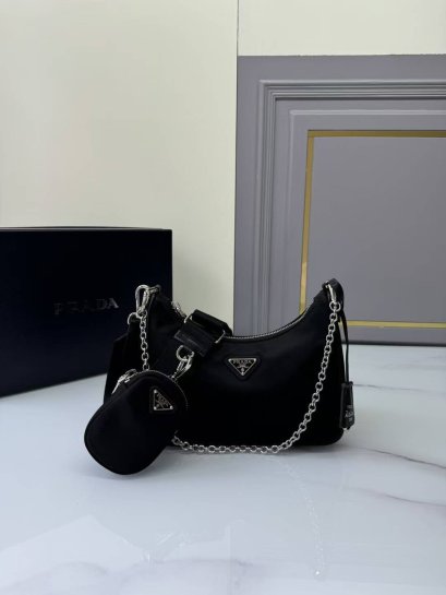 กระเป๋าพร้อมส่ง