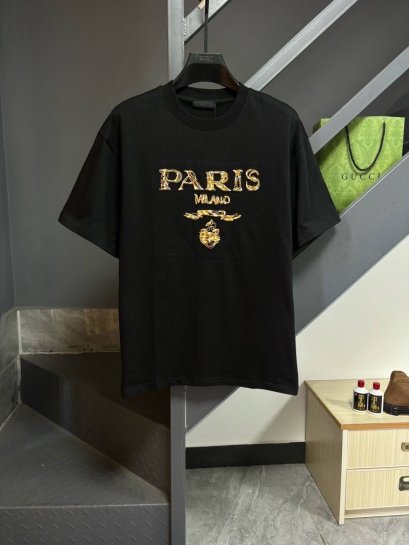 เสื้อแขนสั้น