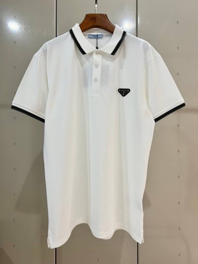 เสื้อแขนสั้น