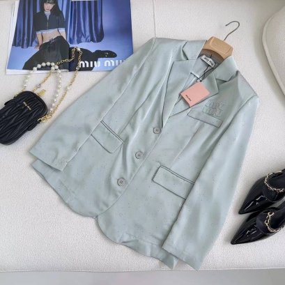 เสื้อแขนยาว