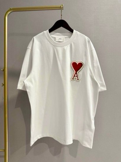 เสื้อแขนสั้น