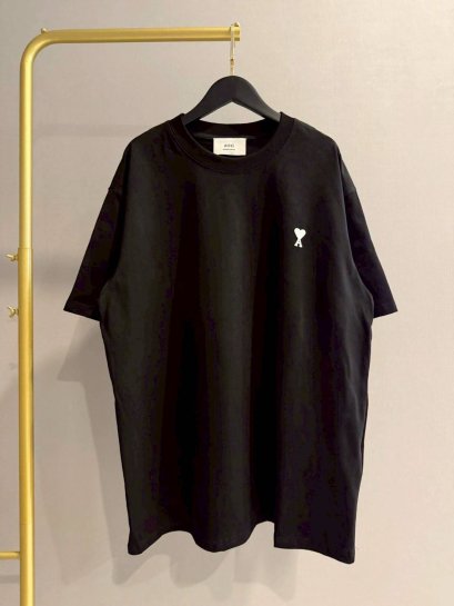 เสื้อแขนสั้น