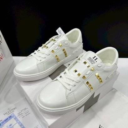 รองเท้า