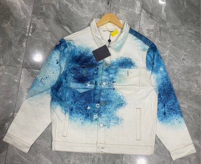 เสื้อแขนยาว