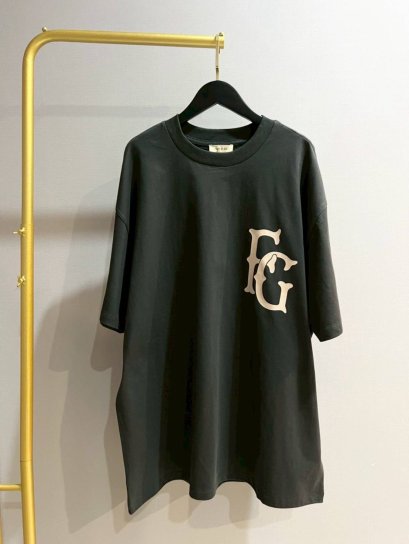 เสื้อแขนสั้น
