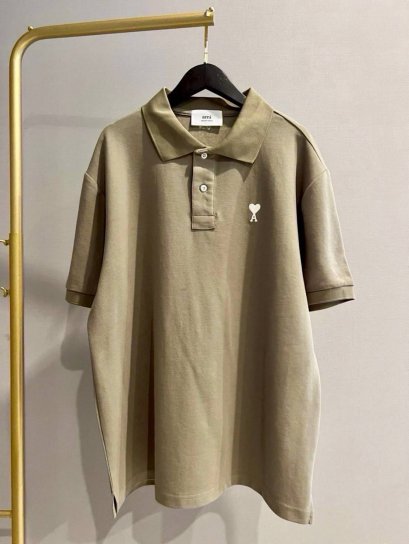 เสื้อแขนสั้น