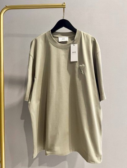 เสื้อแขนสั้น