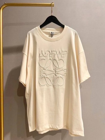 เสื้อแขนสั้น