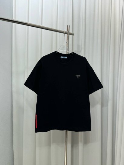 เสื้อแขนสั้น