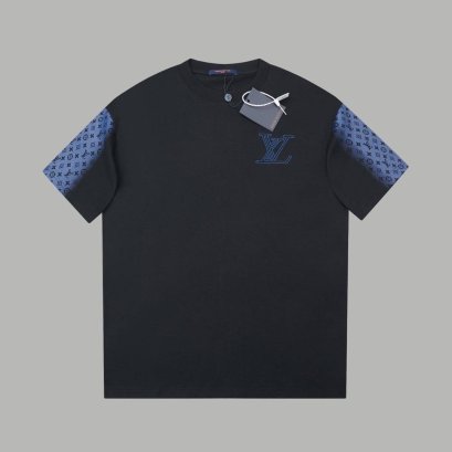 เสื้อแขนสั้น