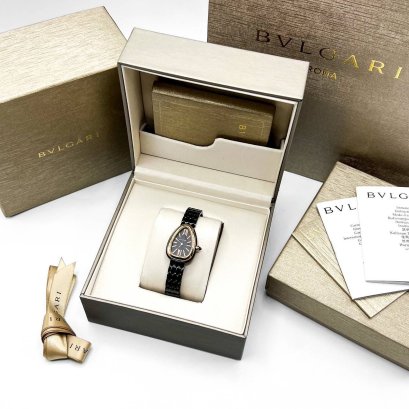 นาฬิกาพร้อมส่ง