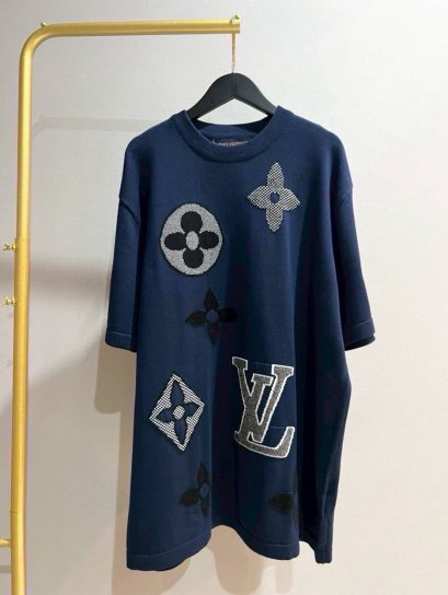 เสื้อแขนสั้น
