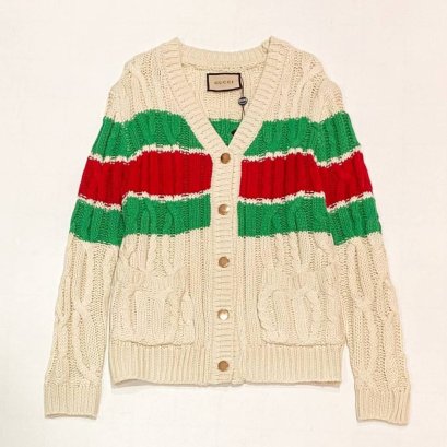 เสื้อแขนยาว