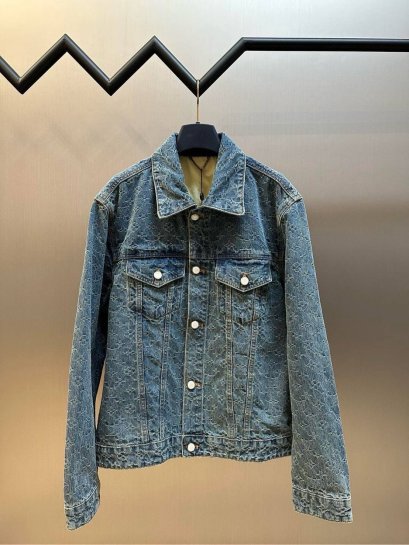 เสื้อแขนยาว