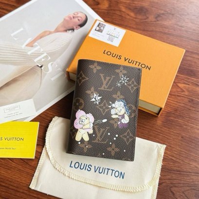 กระเป๋าพร้อมส่ง