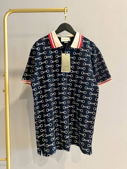 เสื้อแขนสั้น