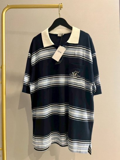 เสื้อแขนสั้น