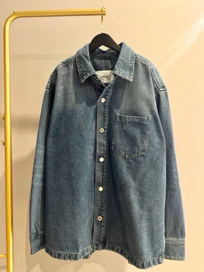 เสื้อแขนยาว