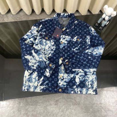 เสื้อแขนยาว