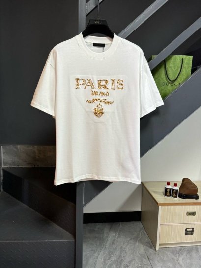 เสื้อแขนสั้น