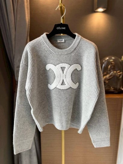 เสื้อแขนยาว