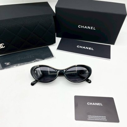 แว่นตากันแดด