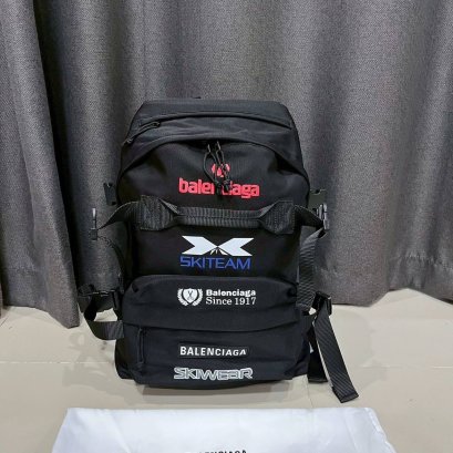 กระเป๋าพร้อมส่ง