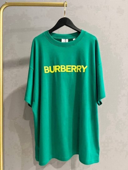 เสื้อแขนสั้น