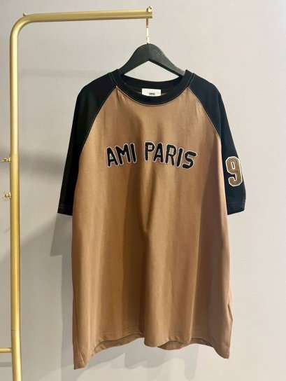 เสื้อแขนสั้น