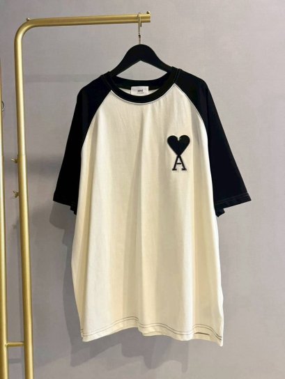 เสื้อแขนสั้น